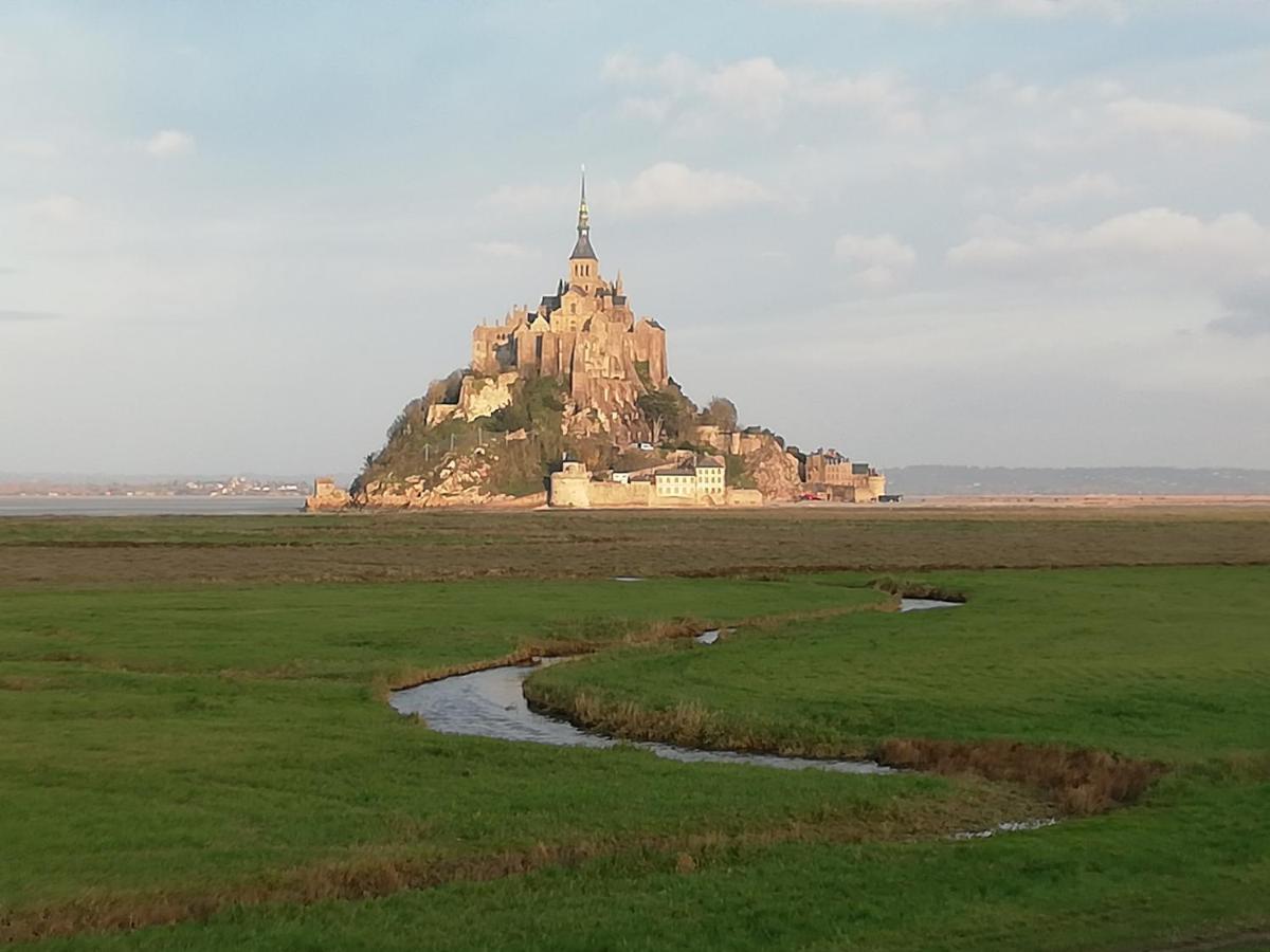 Chambres D'Hotes Les Fleurettes En Baie Du Mont Saint Michel Exteriér fotografie